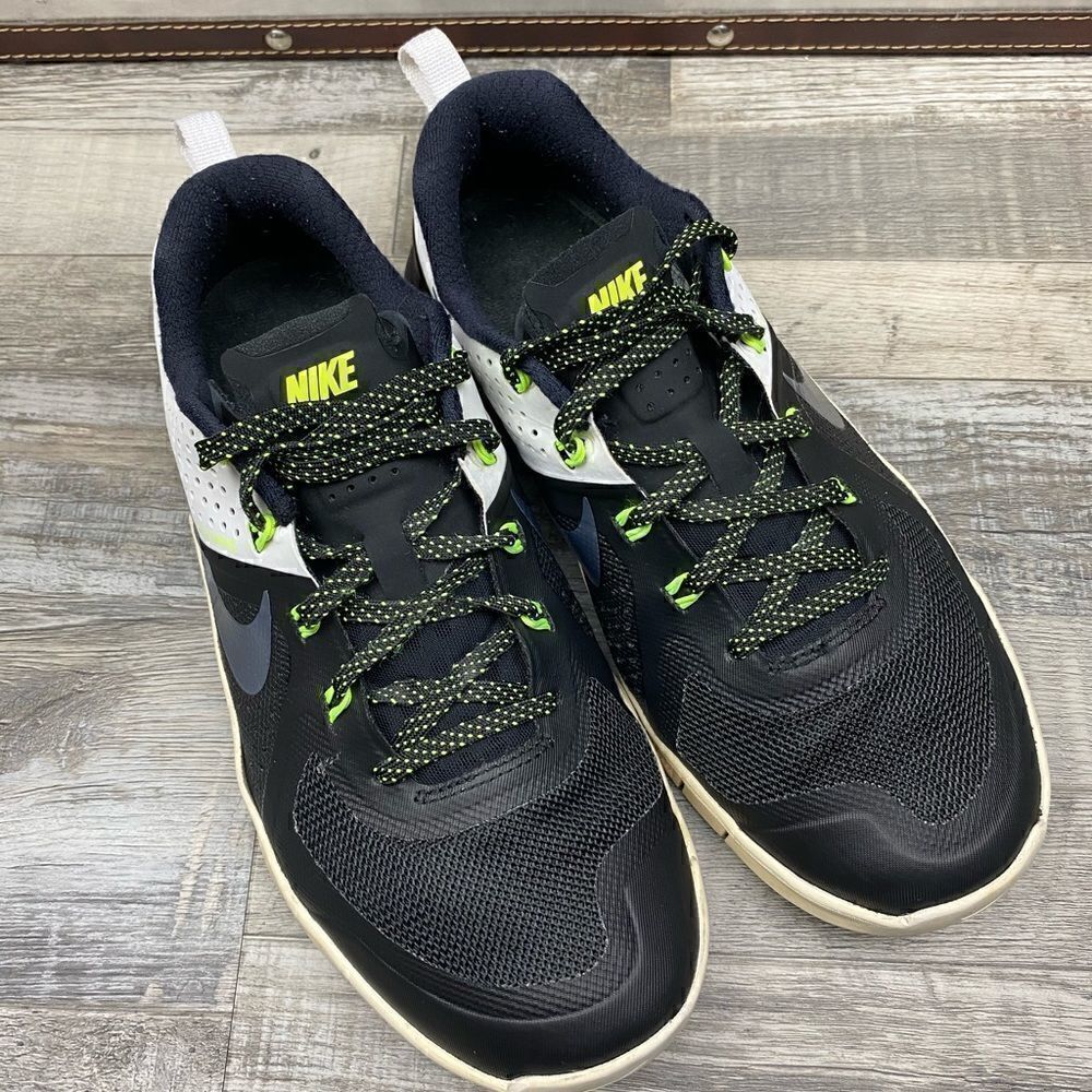 Nike Flywire 2 Sneakers Women Size 8
